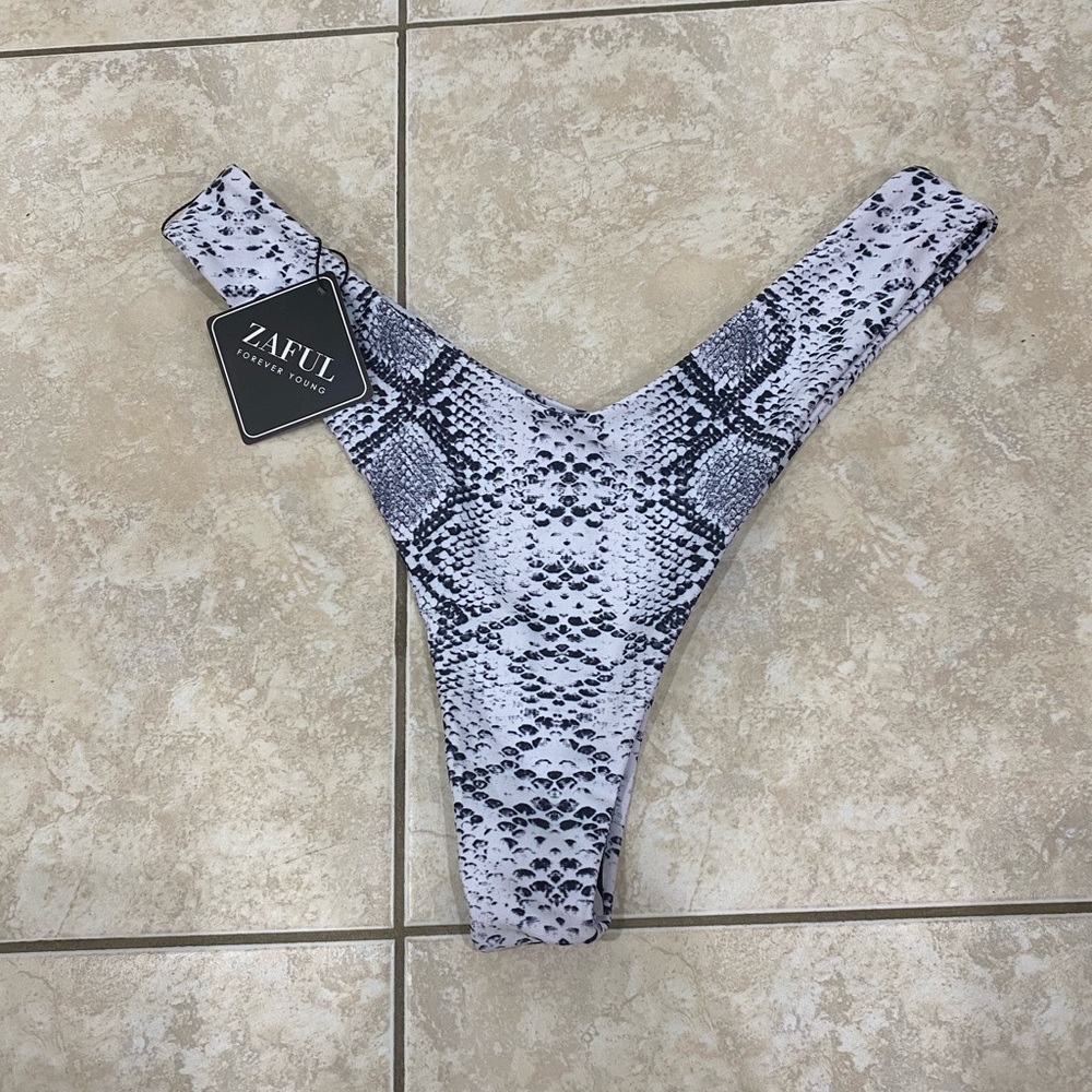 Snakeskin Zaful bikini bottom